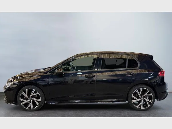 Volkswagen Golf VIII (2021) — foto 22 van 28