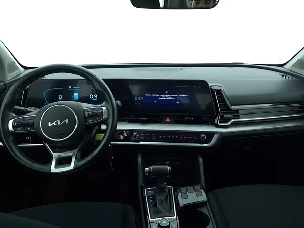 Kia Sportage (2023) — foto 2 van 21
