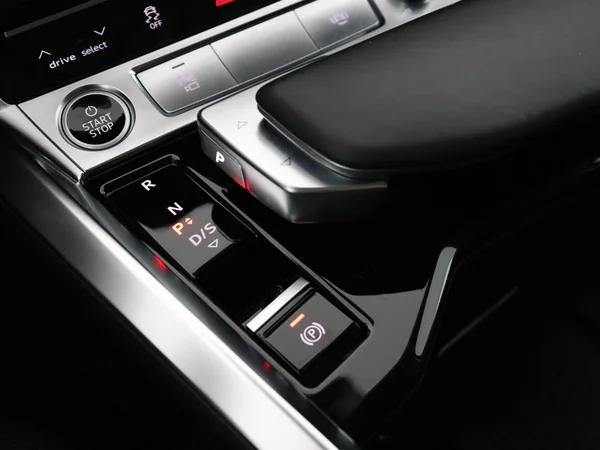 AUDI e-tron (2022) — foto 4 van 30