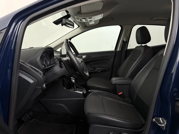 FORD EcoSport (2018) — foto 2 van 28