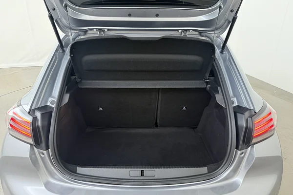 Peugeot 208 (2025) — foto 13 van 17