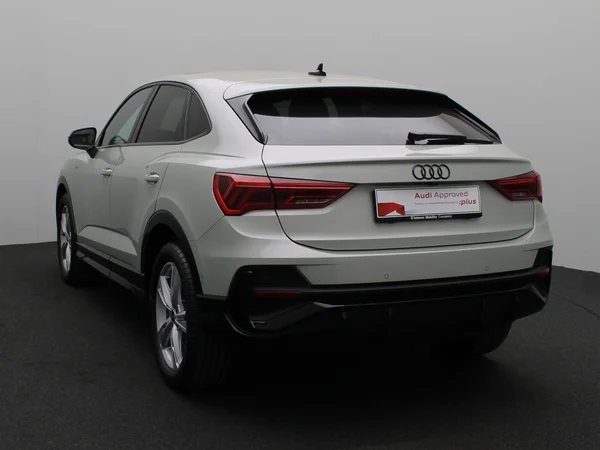 AUDI Q3 Sportback (2025) — foto 17 van 26
