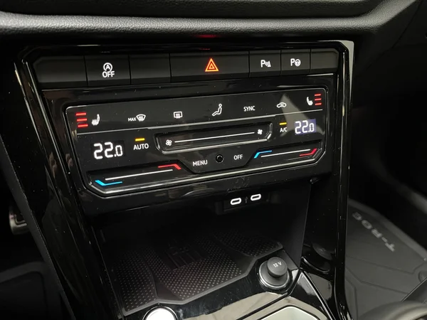 VOLKSWAGEN T-Roc (2025) — foto 14 van 14