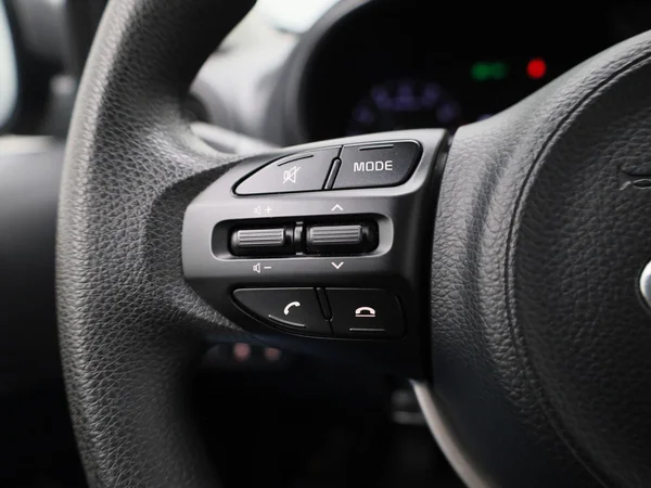 Kia Picanto (2021) — foto 9 van 35