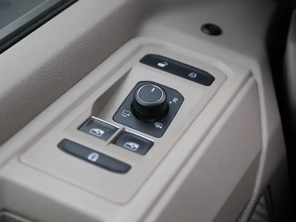 Volkswagen Multivan (2024) — foto 32 van 50