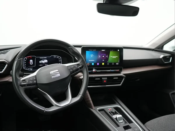 SEAT Leon ST (2020) — foto 2 van 26