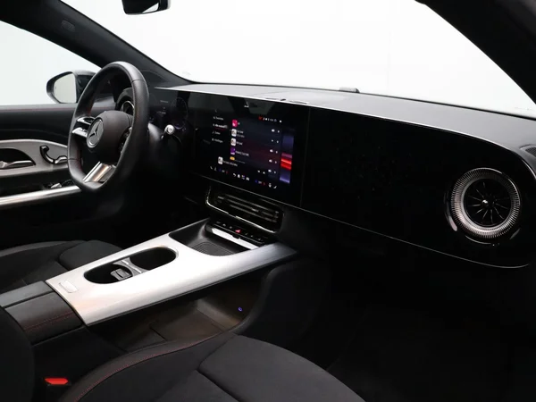 Mercedes-Benz CLA (2026) — foto 21 van 32