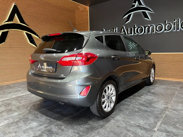 Ford Fiesta (2018) — foto 18 van 23