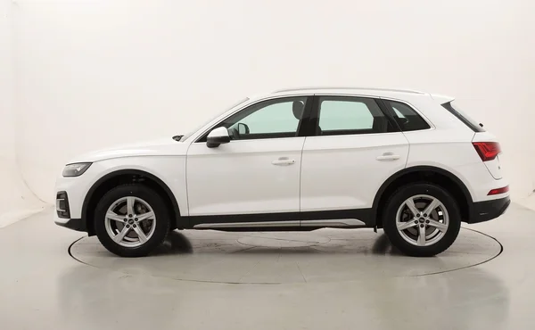 Audi Q5 (2021) — foto 12 van 31