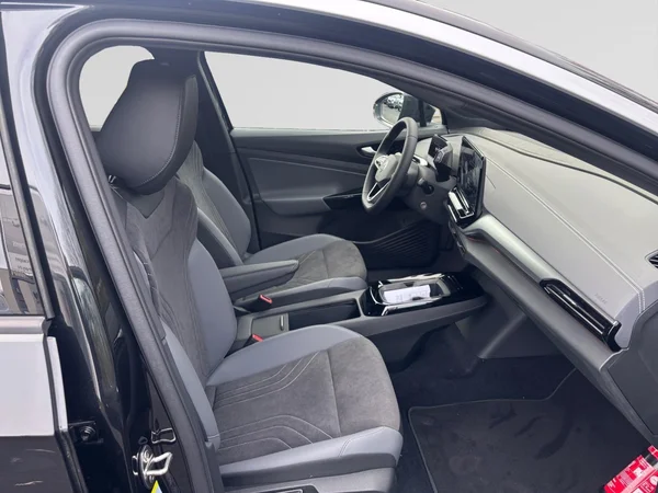 VOLKSWAGEN ID.5 (2025) — foto 10 van 12