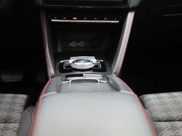MG ZS EV (2023) — foto 4 van 41