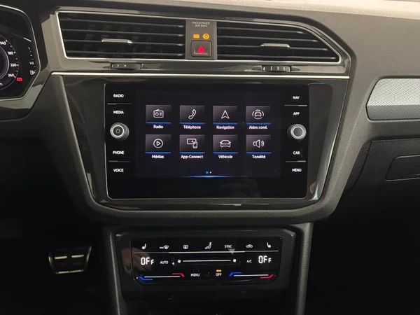 VOLKSWAGEN Tiguan (2022) — foto 7 van 31