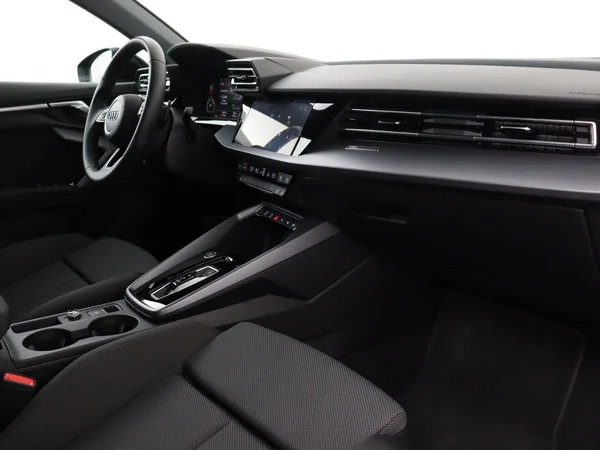 AUDI A3 Sportback (2025) — foto 12 van 18