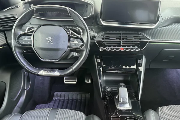 Peugeot 2008 (2020) — foto 16 van 37