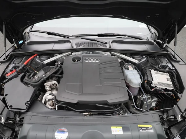 Audi A5 (2021) — foto 33 van 43