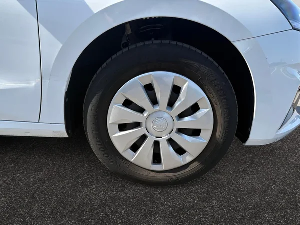 SKODA Fabia (2024) — foto 13 van 20