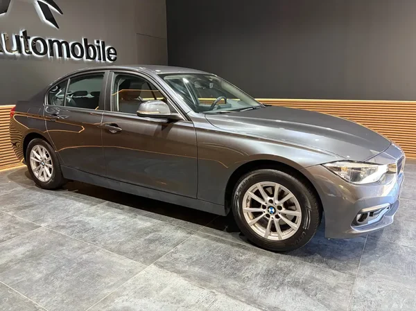 Bmw 316 (2017) — foto 14 van 24