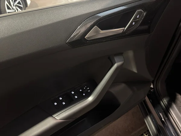 VOLKSWAGEN T-Cross (2026) — foto 9 van 24
