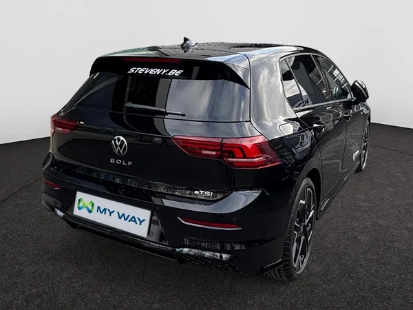VOLKSWAGEN Golf VIII (2026) — foto 7 van 11
