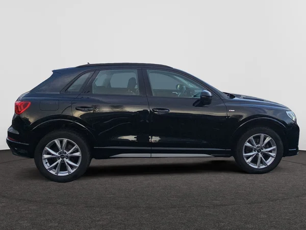 AUDI Q3 (2023) — foto 5 van 24