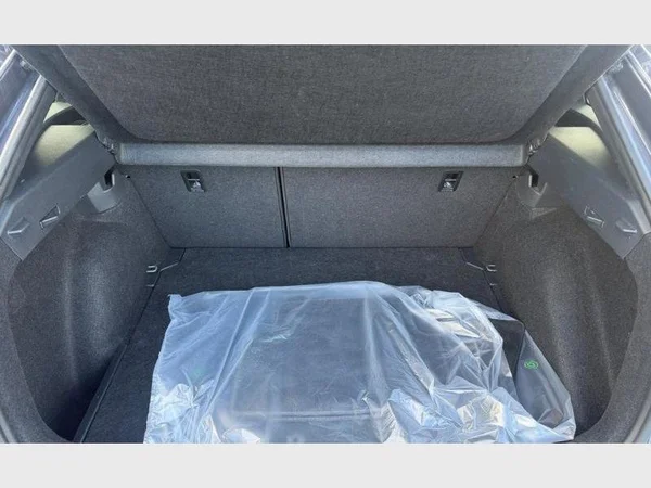 Volkswagen Taigo (2024) — foto 19 van 21