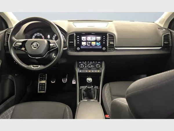 Skoda Karoq (2021) — foto 2 van 15