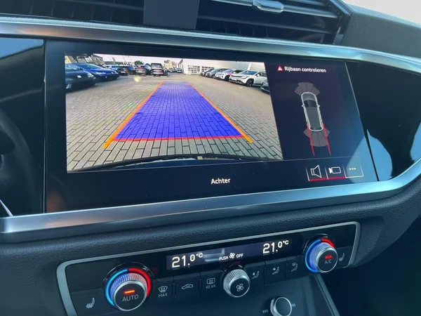 AUDI Q3 (2024) — foto 17 van 17