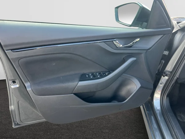 SKODA Kamiq (2025) — foto 11 van 24