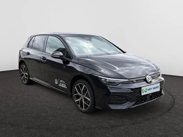 VOLKSWAGEN Golf VIII (2026) — foto 15 van 17