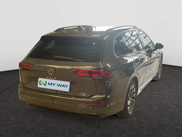 VOLKSWAGEN Golf VIII SW (2022) — foto 21 van 21