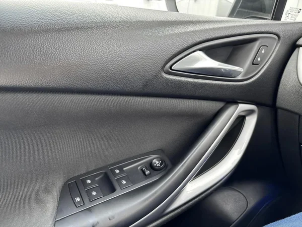Opel Astra (2020) — foto 9 van 20