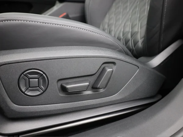 AUDI Q4 e-tron (2025) — foto 22 van 27
