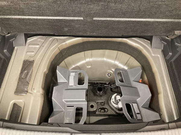 VOLKSWAGEN T-Cross (2024) — foto 29 van 36