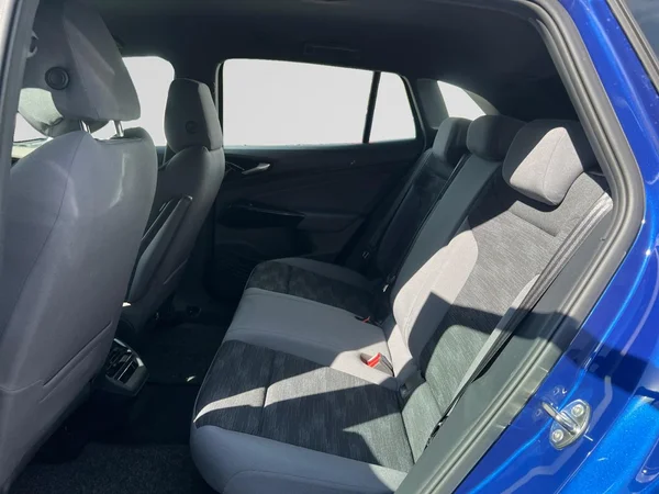 VOLKSWAGEN ID.4 (2023) — foto 10 van 24