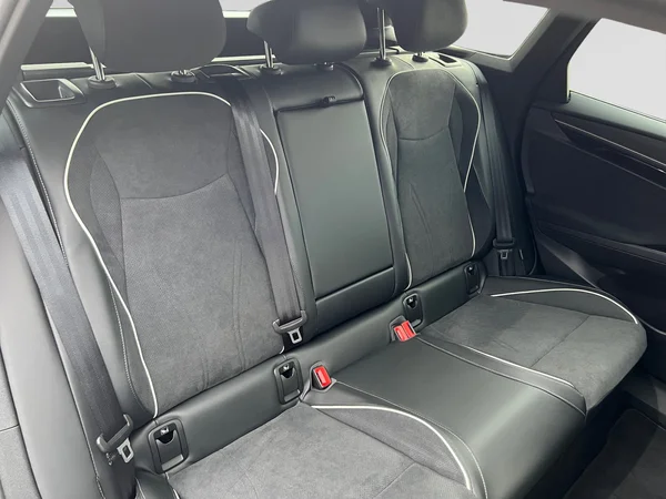 VOLKSWAGEN ID.7 Tourer (2026) — foto 4 van 16