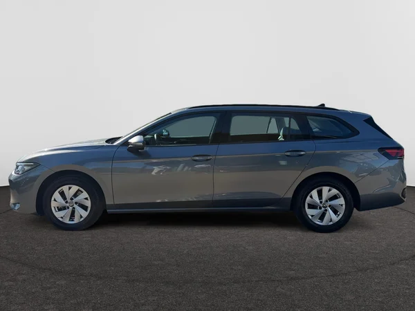 VOLKSWAGEN Passat SW (2024) — foto 21 van 22
