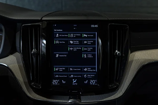 Volvo XC60 (2019) — foto 28 van 44