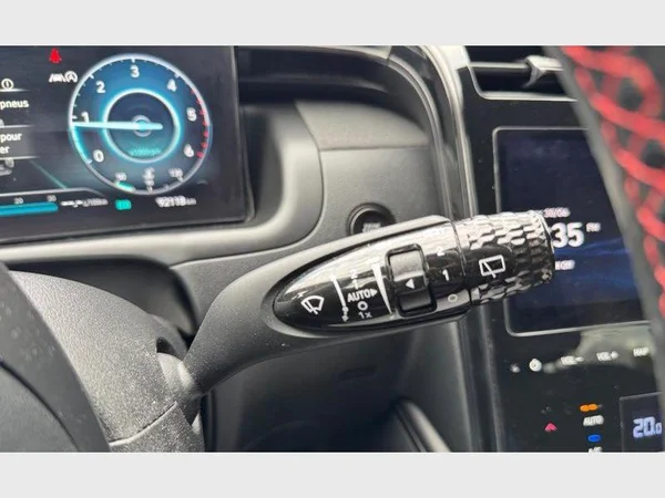 Hyundai TUCSON (2021) — foto 13 van 29