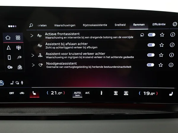 AUDI Q6 Sportback e-tron (2025) — foto 20 van 31