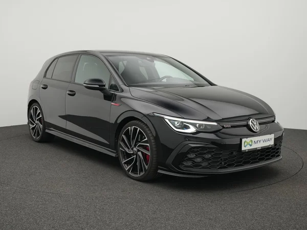 VOLKSWAGEN Golf VIII GTI (2021) — foto 31 van 31