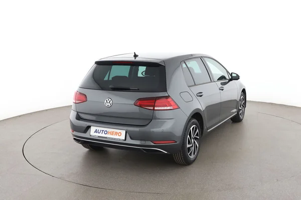 Volkswagen Golf Vii (2018) — foto 12 van 16