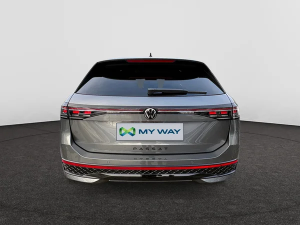 VOLKSWAGEN Passat Variant eHybrid (PHEV) (2026) — foto 5 van 24