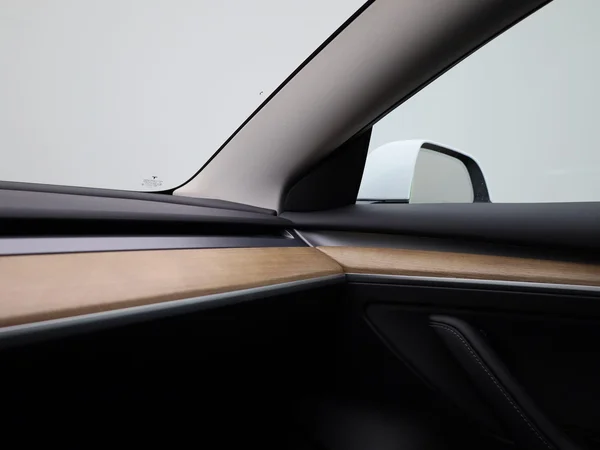 Tesla Model 3 (2022) — foto 20 van 40