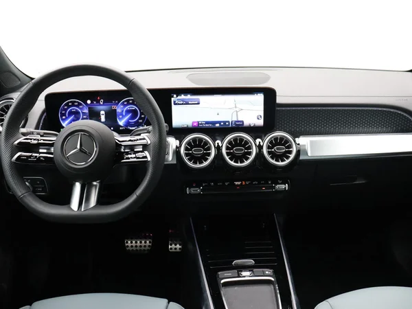 Mercedes-Benz EQB (2025) — foto 9 van 24