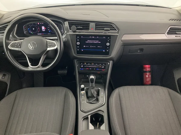 VOLKSWAGEN Tiguan Allspace (2023) — foto 10 van 36