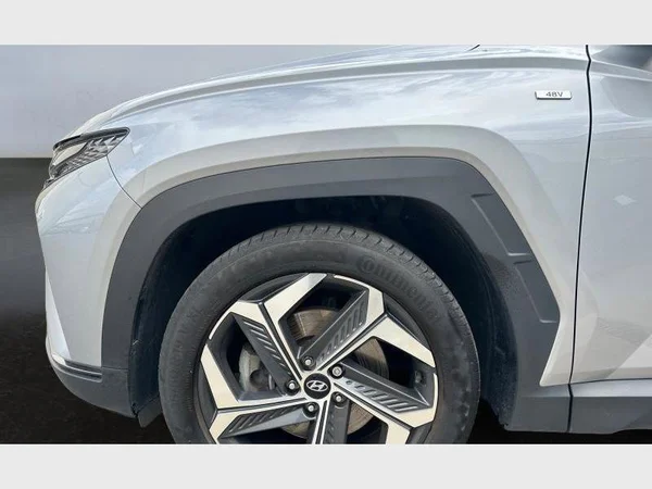 Hyundai TUCSON (2023) — foto 17 van 17