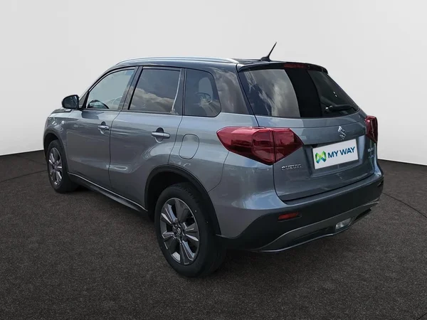 SUZUKI Vitara (2021) — foto 20 van 26