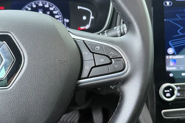 Renault Megane SW Phase II (2022) — foto 6 van 25