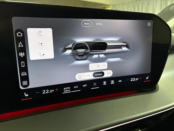AUDI Q3 Sportback (2026) — foto 2 van 15