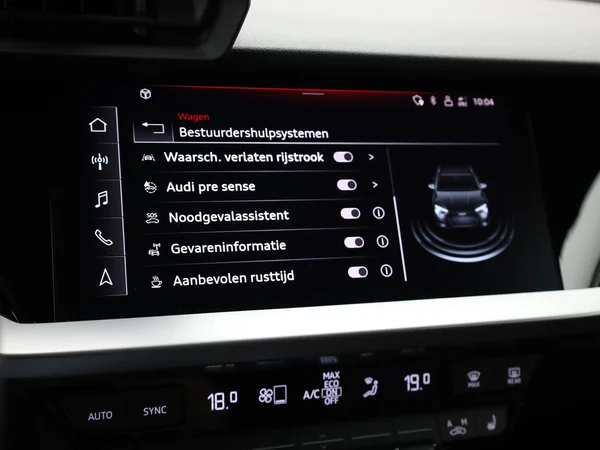 AUDI A3 Sportback (2025) — foto 21 van 24